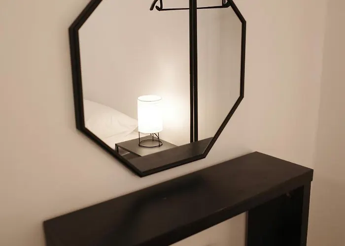 Stay-min, Hapjeong Station, Hongdae, Mangwon Market, 2room Appartement Seoel