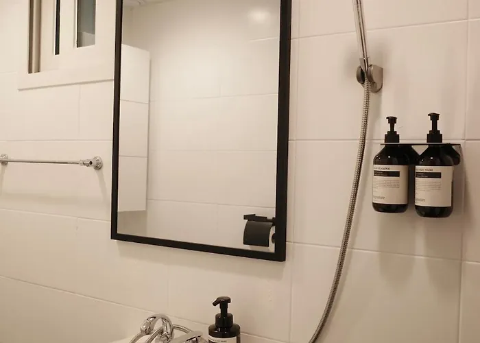 Stay-min, Hapjeong Station, Hongdae, Mangwon Market, 2room Appartement *