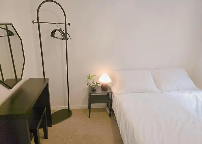 Stay-min, Hapjeong Station, Hongdae, Mangwon Market, 2room * Seoel