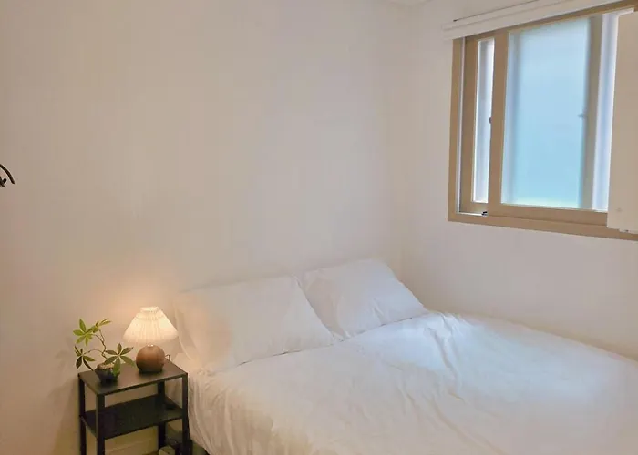 Stay-min, Hapjeong Station, Hongdae, Mangwon Market, 2room Appartement *